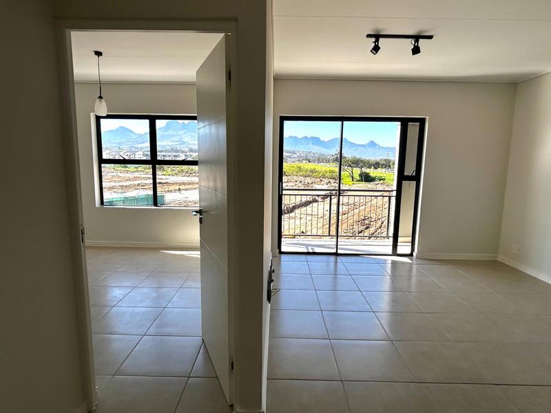To Let 1 Bedroom Property for Rent in The Huntsman Western Cape